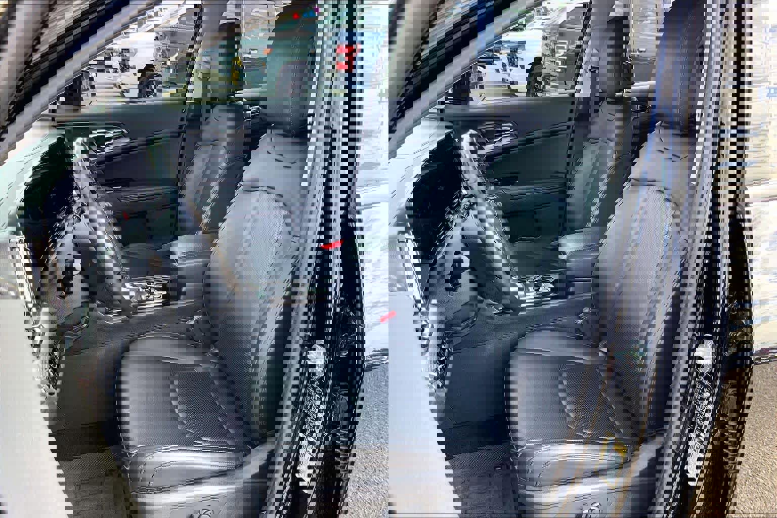 Used 2023 Kia Sportage SX image 7