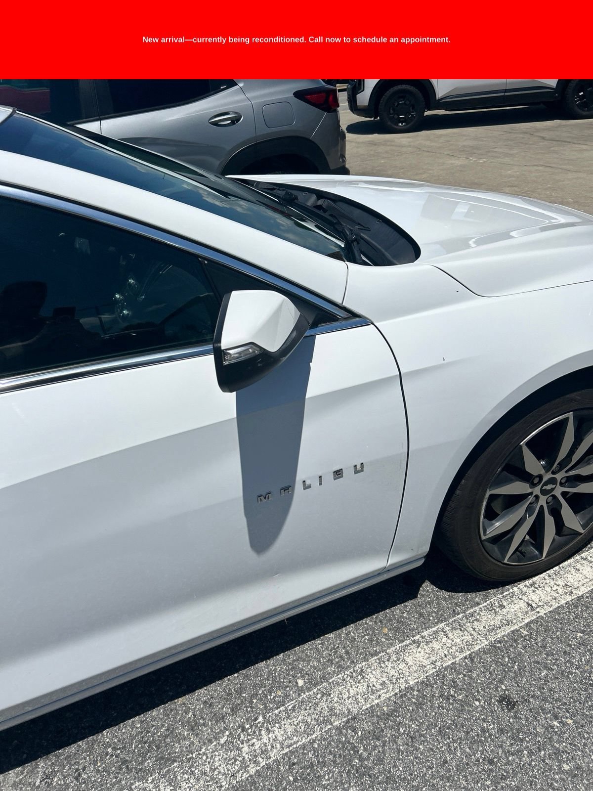 Used 2017 Chevrolet Malibu LT w/ Leather Package FWD image 17