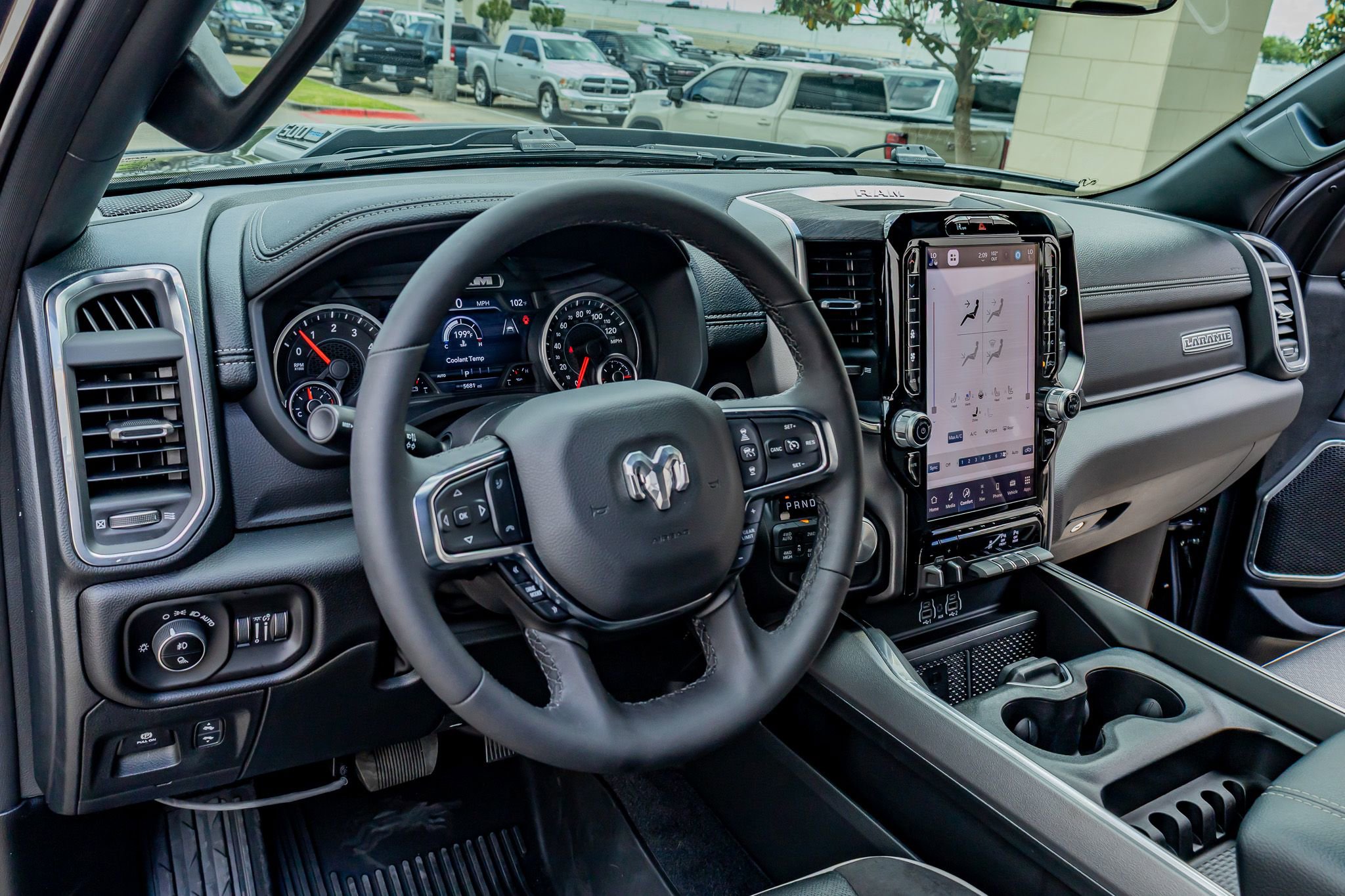 Used 2026 RAM 1500 Laramie w/ Night Edition image 17