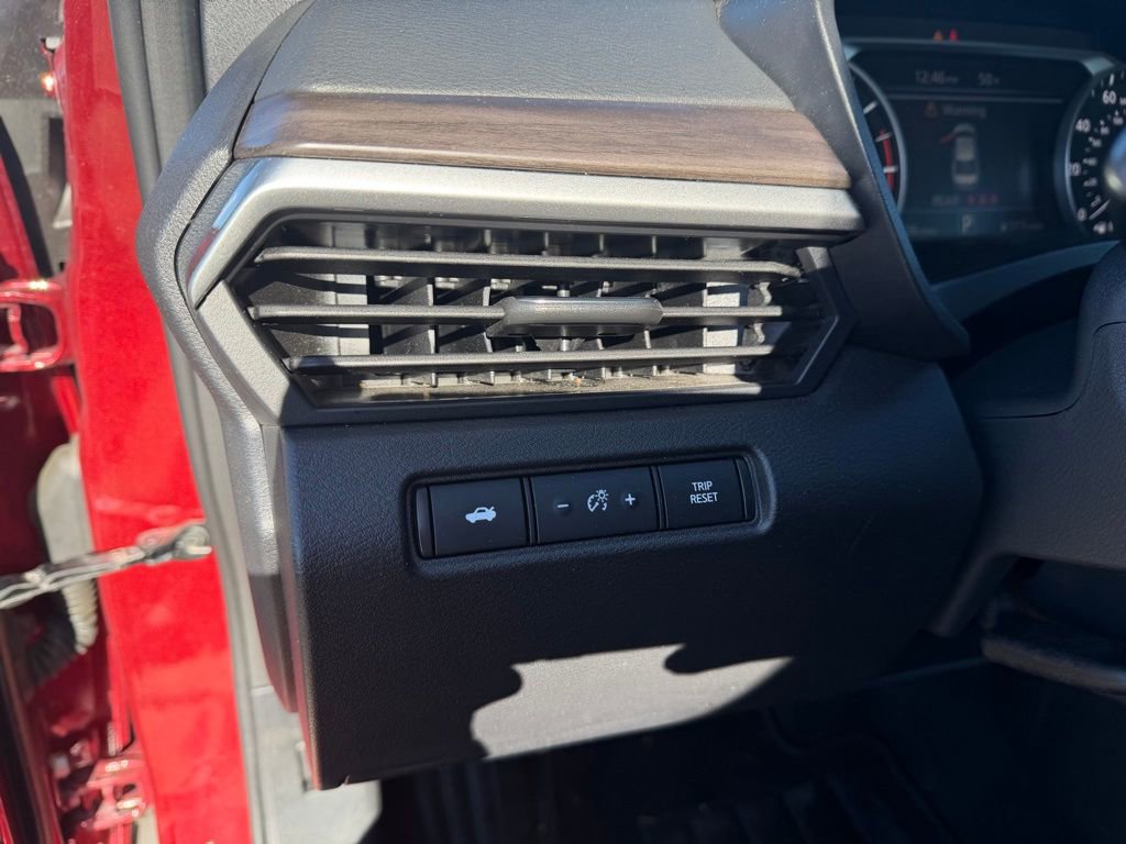 Used 2024 Nissan Altima 2.5 SV image 13