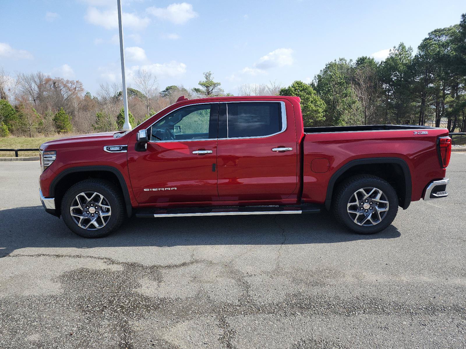 New 2026 GMC Sierra 1500 SLT w/ SLT Premium Plus Package AWD/4WD image 2