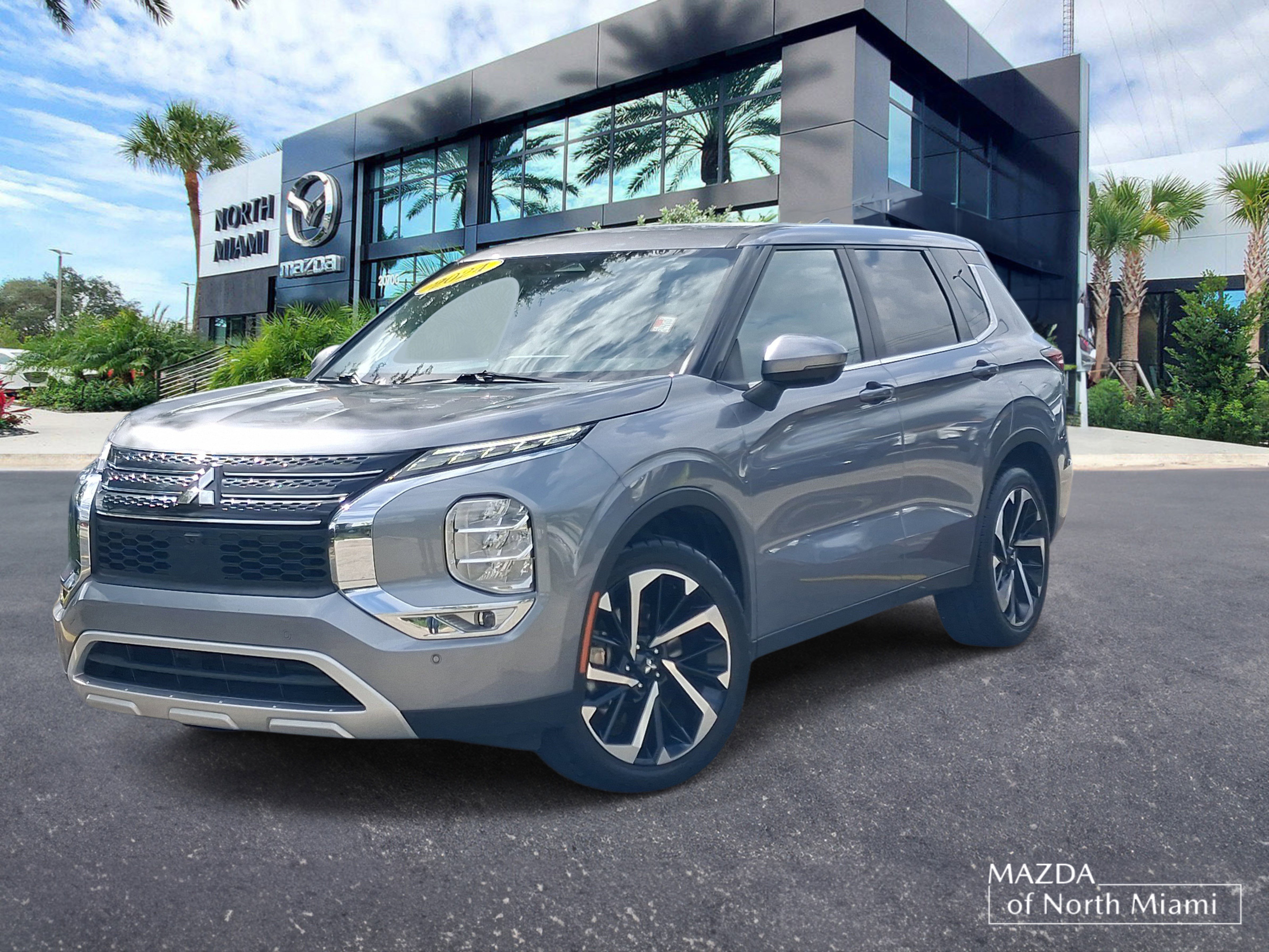 Used 2024 Mitsubishi Outlander SE FWD video 1