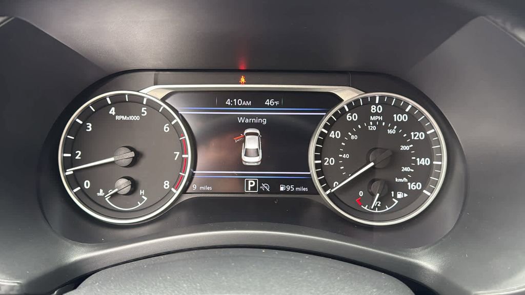 Certified 2025 Nissan Sentra SV FWD image 26