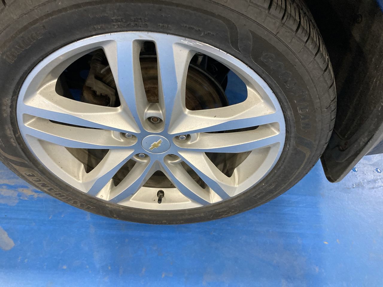 Used 2019 Chevrolet Equinox Premier AWD/4WD image 10