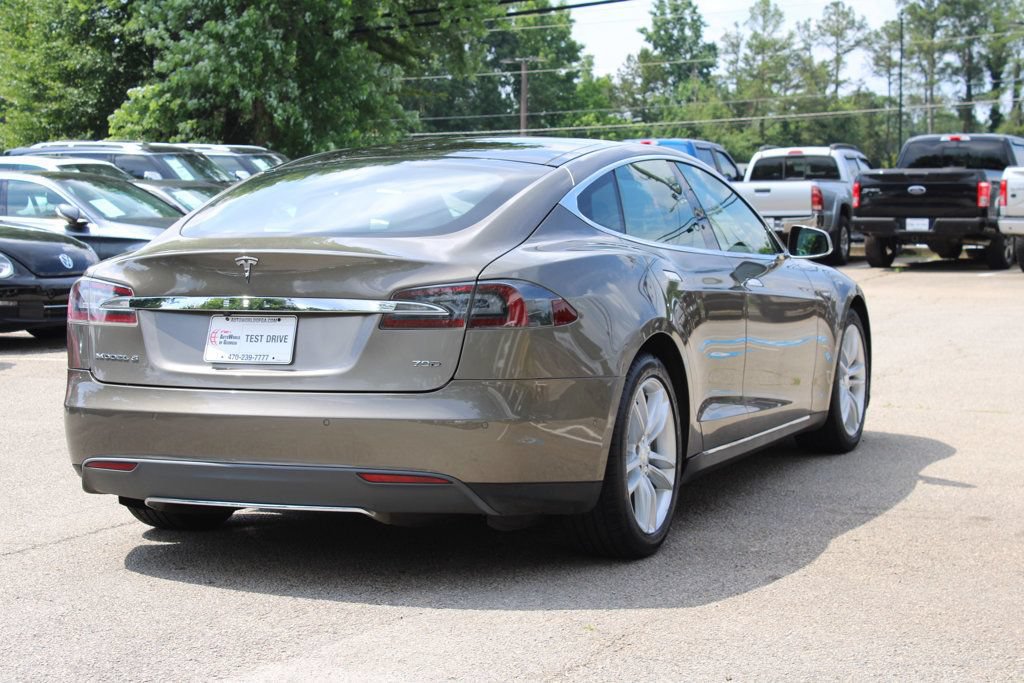 Used 2015 Tesla Model S 70D AWD/4WD image 8