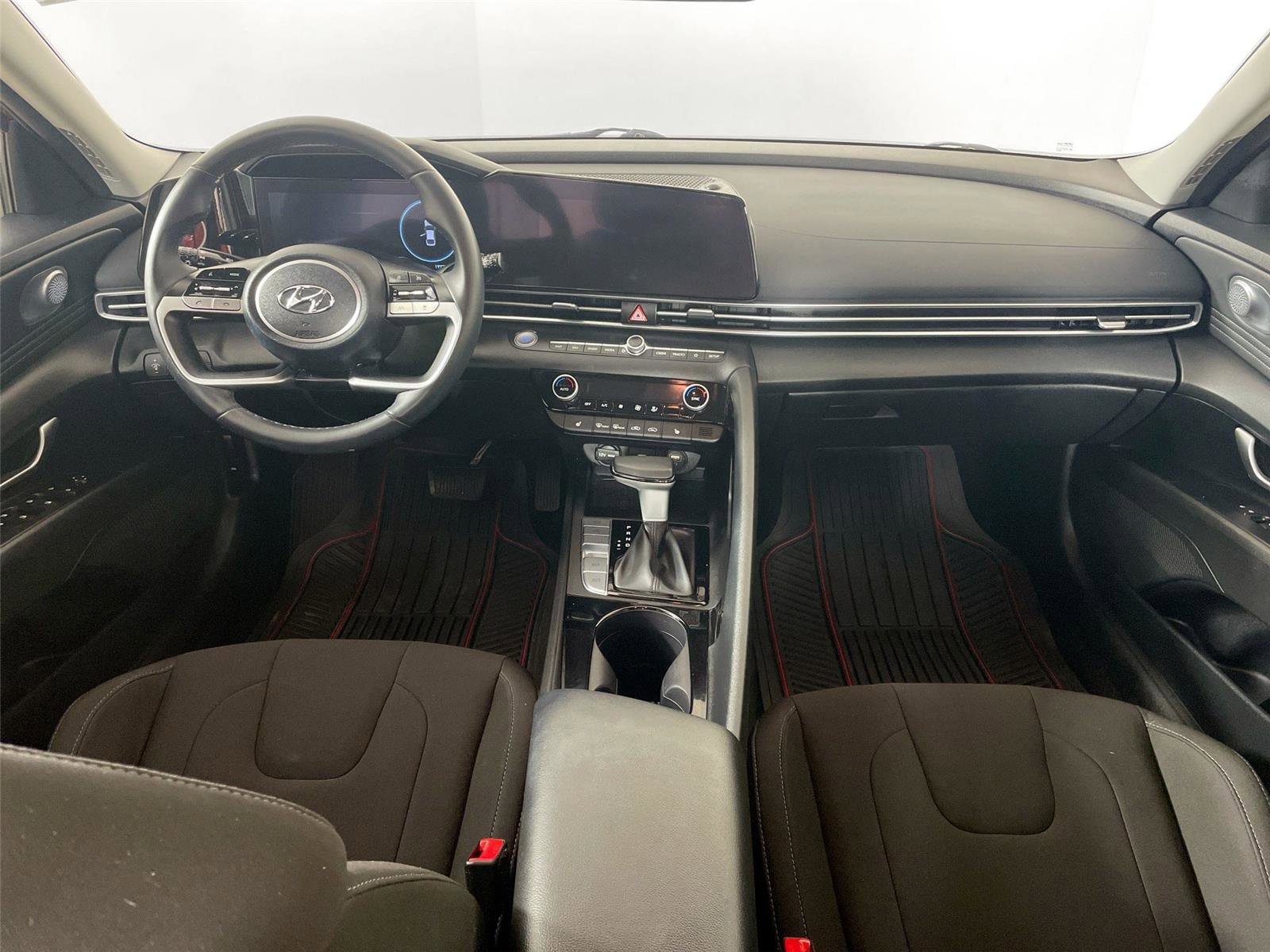 Used 2023 Hyundai Elantra SEL w/ Convenience Package FWD image 30