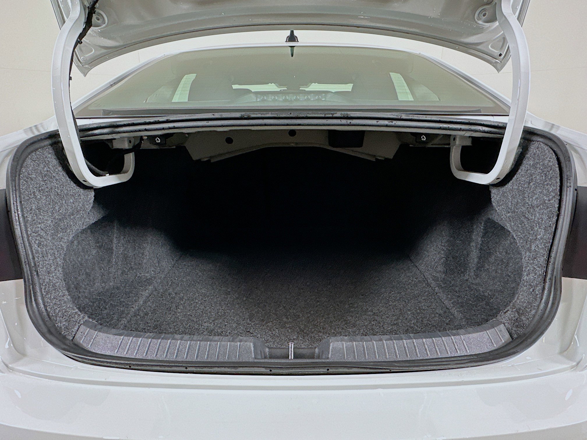 Used 2024 Volkswagen Jetta S image 27