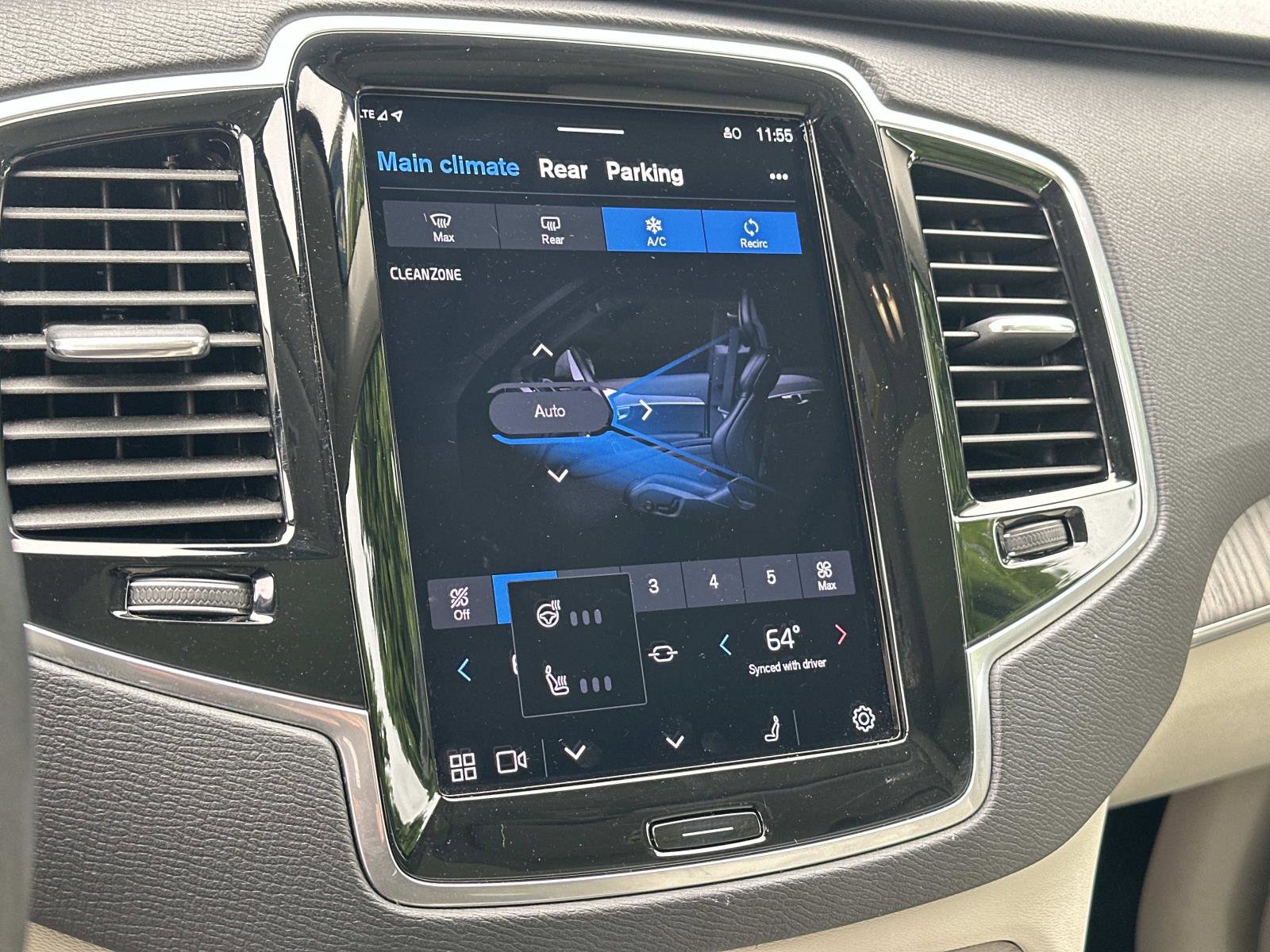 Certified 2023 Volvo XC90 B6 Plus w/ Protection Package Premier image 12