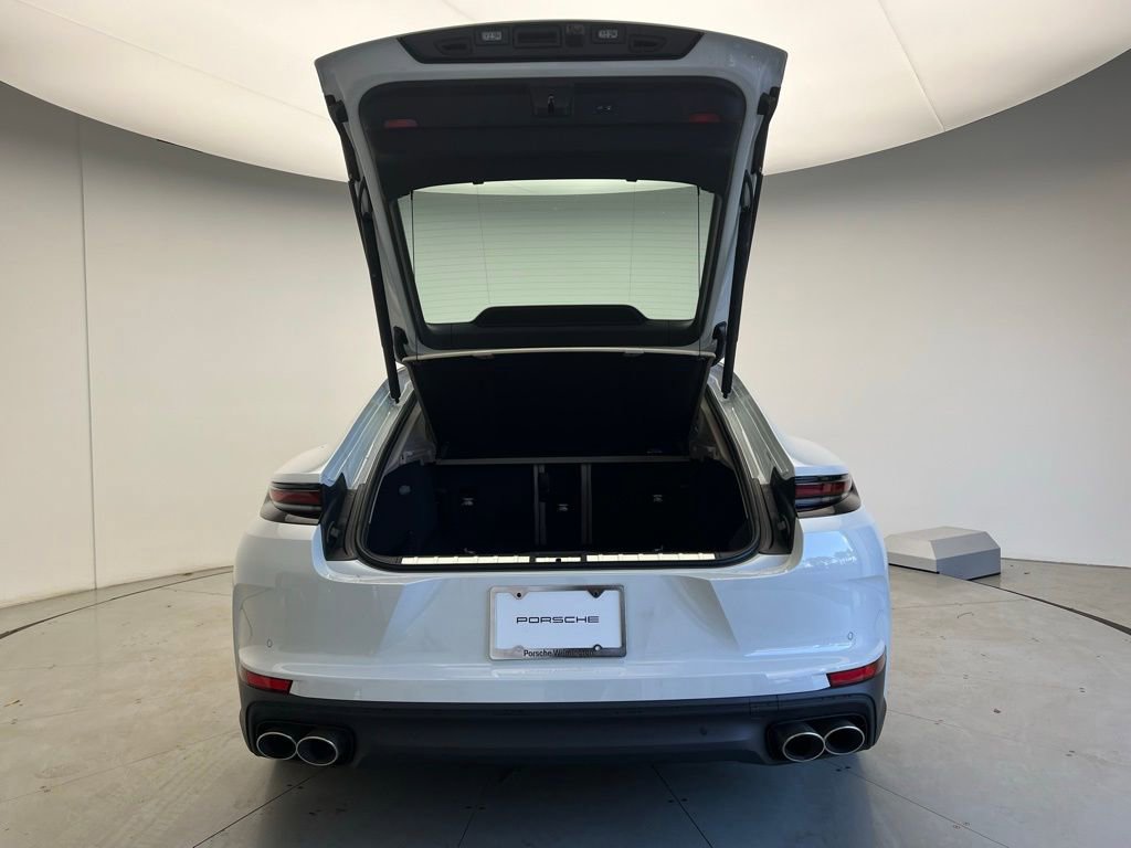 Used 2026 Porsche Panamera image 20