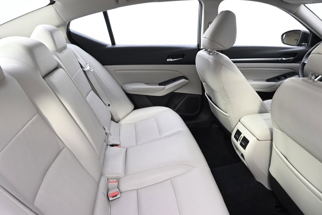 Used 2019 Nissan Altima 2.5 SL AWD/4WD image 18