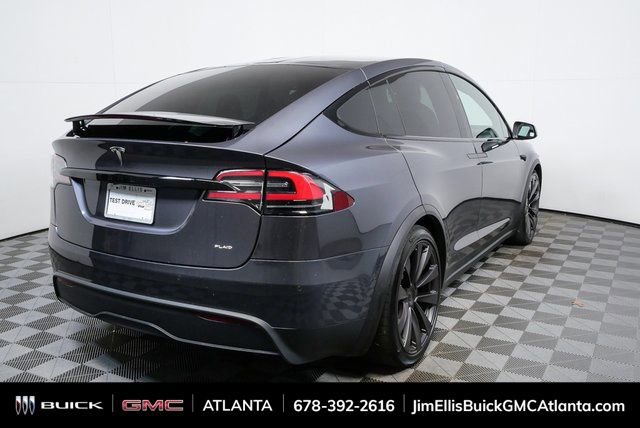 Used 2022 Tesla Model X Plaid image 3