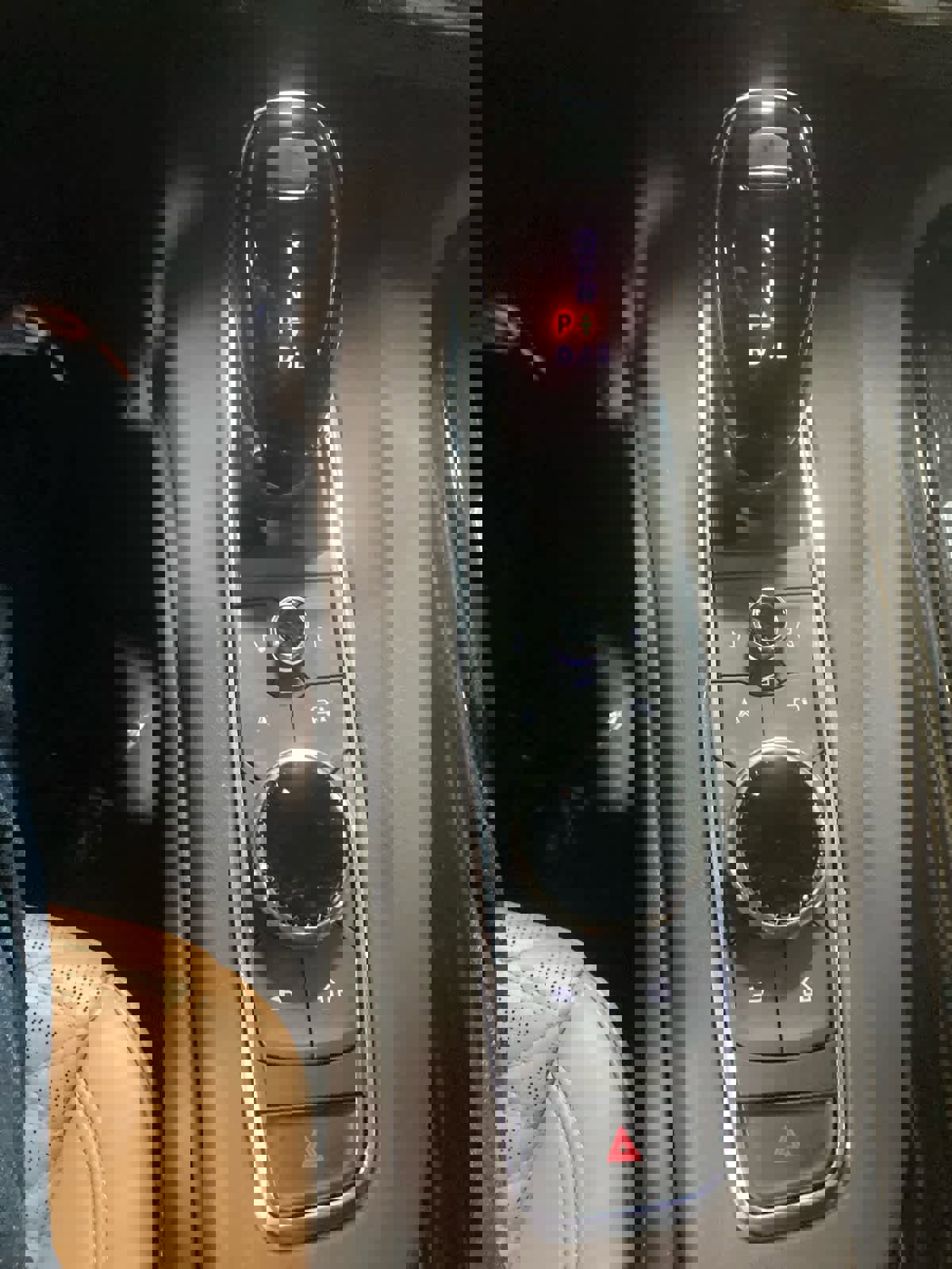 Used 2023 Cadillac Escalade Premium Luxury image 25