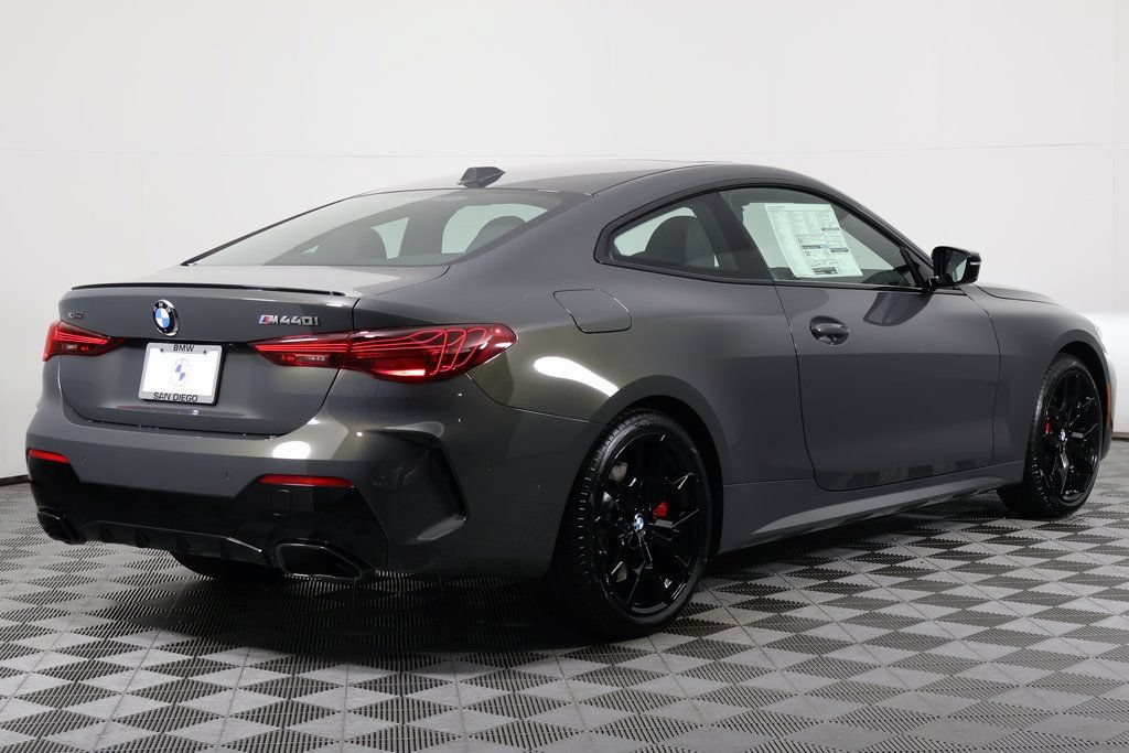 New 2027 BMW 440i xDrive Coupe AWD/4WD image 2