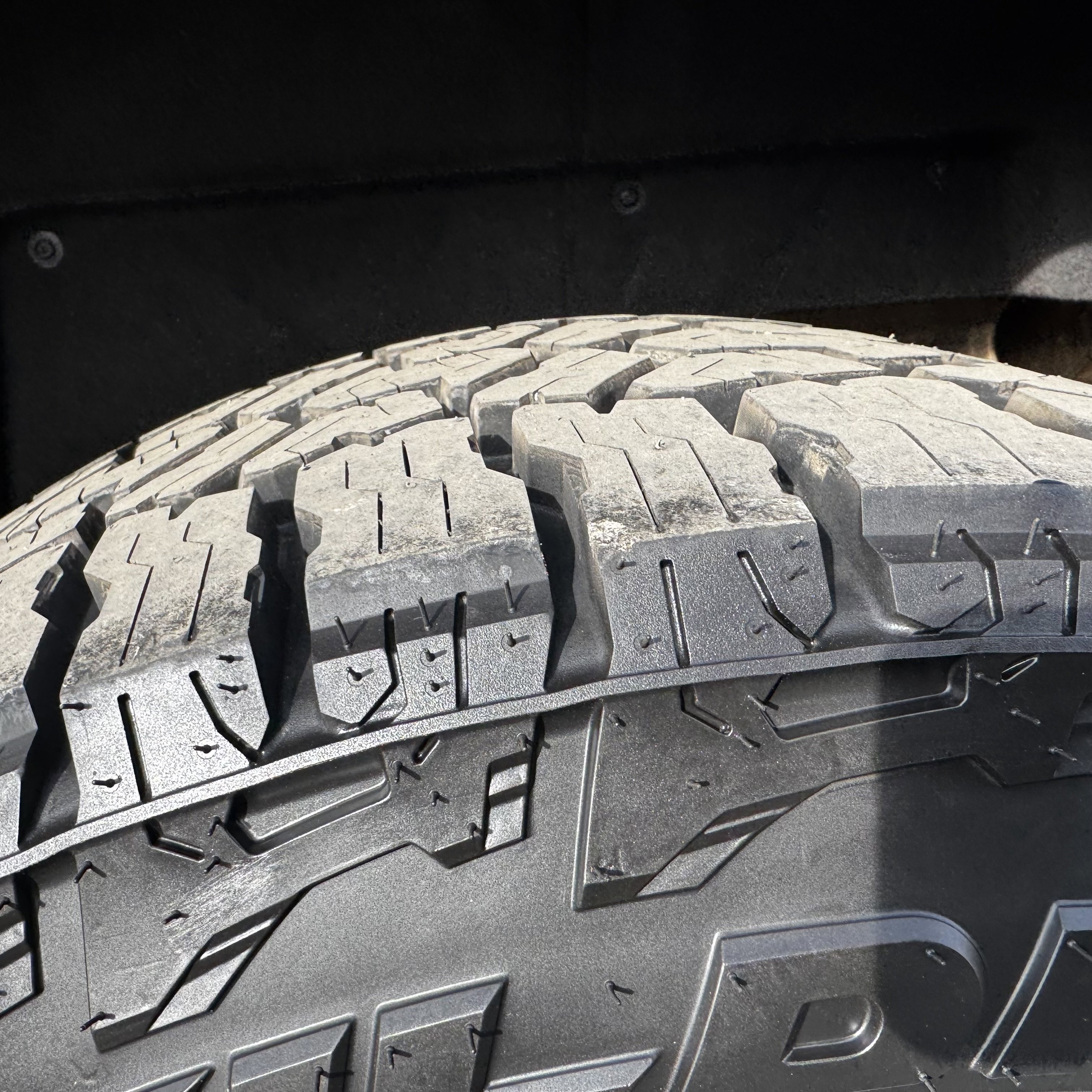 Used 2024 Chevrolet Silverado 2500 LTZ w/ LTZ Convenience Package image 11