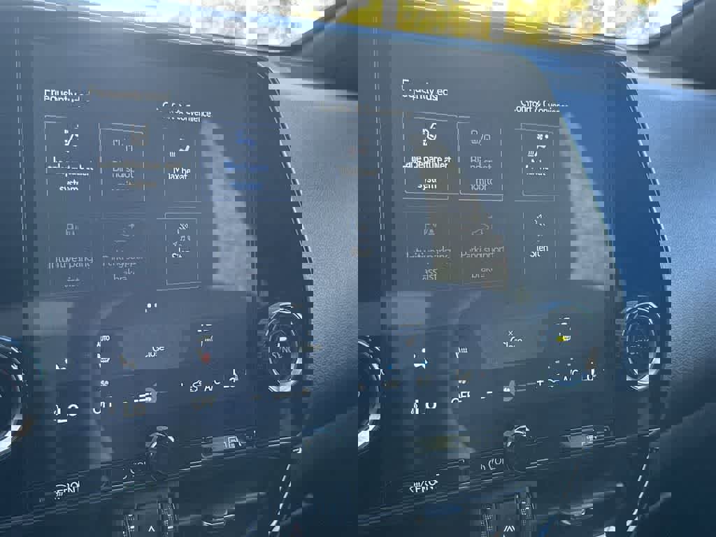 Used 2022 Lexus NX 250 FWD w/ Towing Package (2000 Lbs) image 21