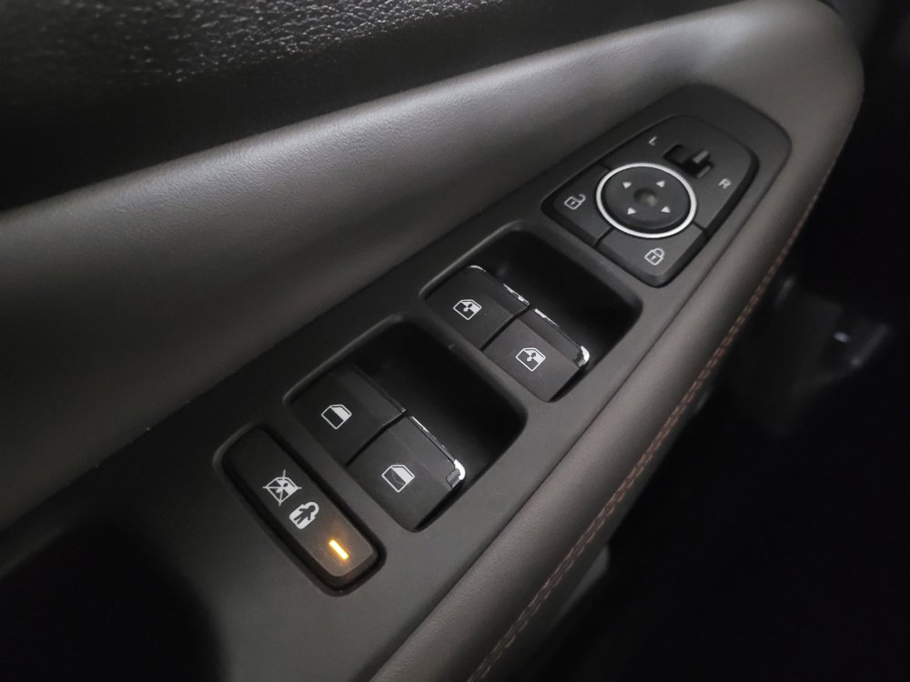 Used 2019 Hyundai Santa Fe Limited FWD image 27