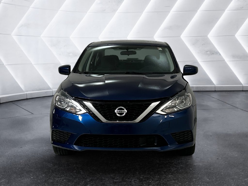 Used 2018 Nissan Sentra SV w/ Premium Package (P01) FWD image 2