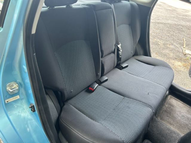 Used 2015 Nissan Versa Note FWD image 28