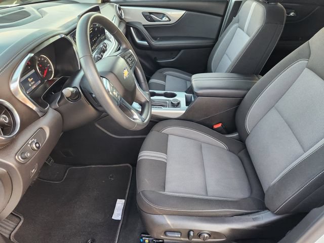 Used 2025 Chevrolet Blazer LT FWD image 13