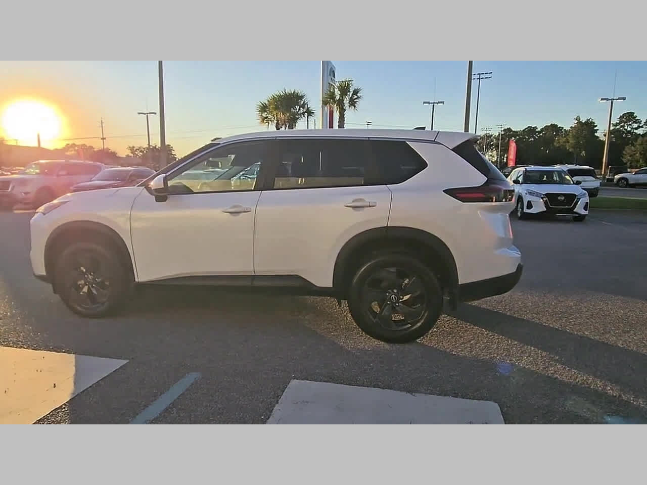 Used 2026 Nissan Rogue SV AWD/4WD image 27