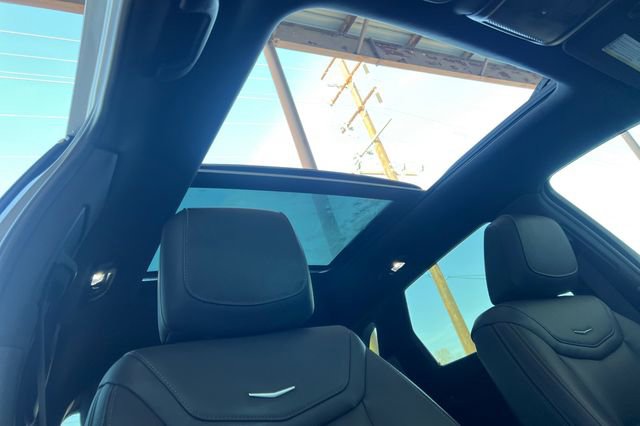 Used 2025 Cadillac XT5 Premium Luxury image 21