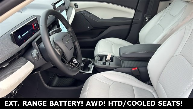 New 2025 Ford Mustang Mach-E Premium image 23