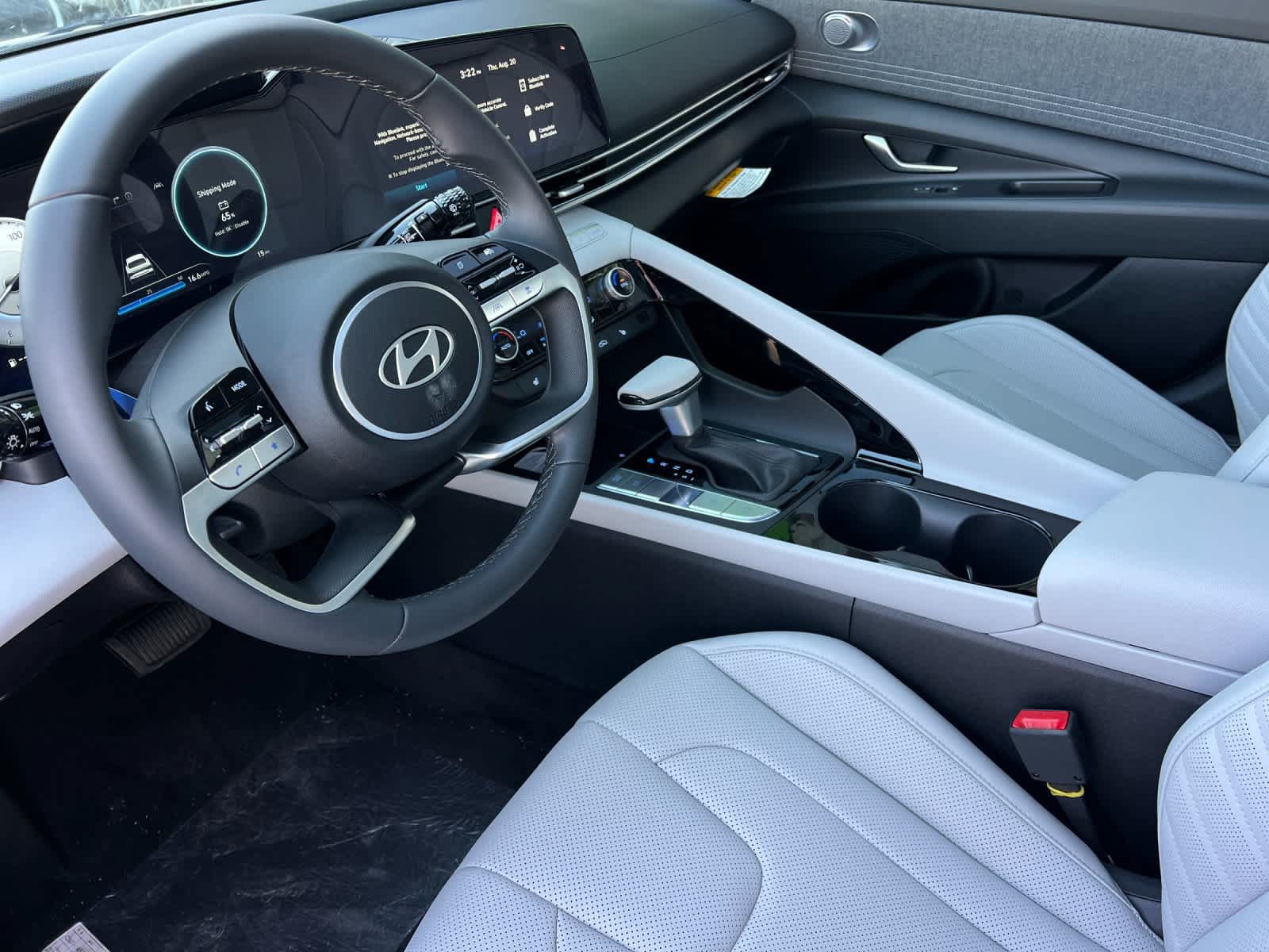 Certified 2026 Hyundai Elantra Limited FWD image 12