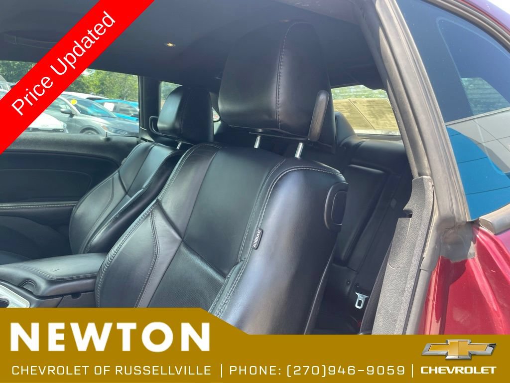 Used 2017 Dodge Challenger SXT Plus RWD image 5