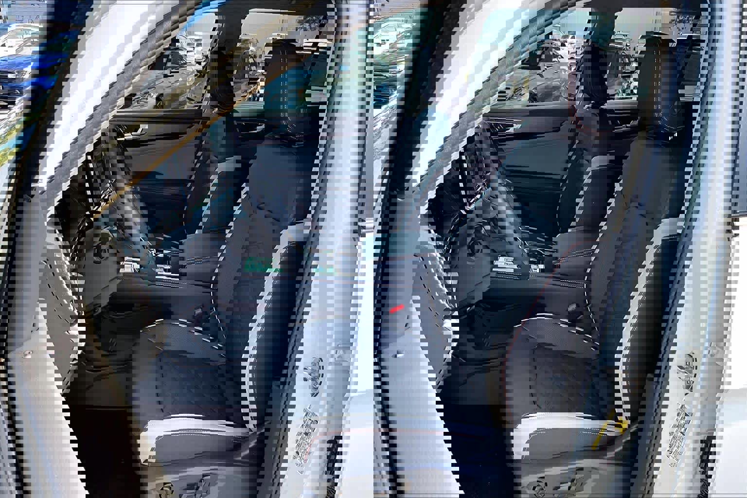 New 2026 Volkswagen Atlas Peak Edition image 9