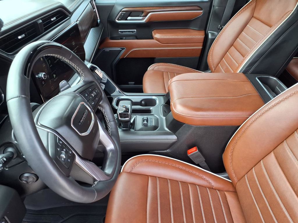 Used 2025 GMC Sierra 1500 Denali Ultimate image 16