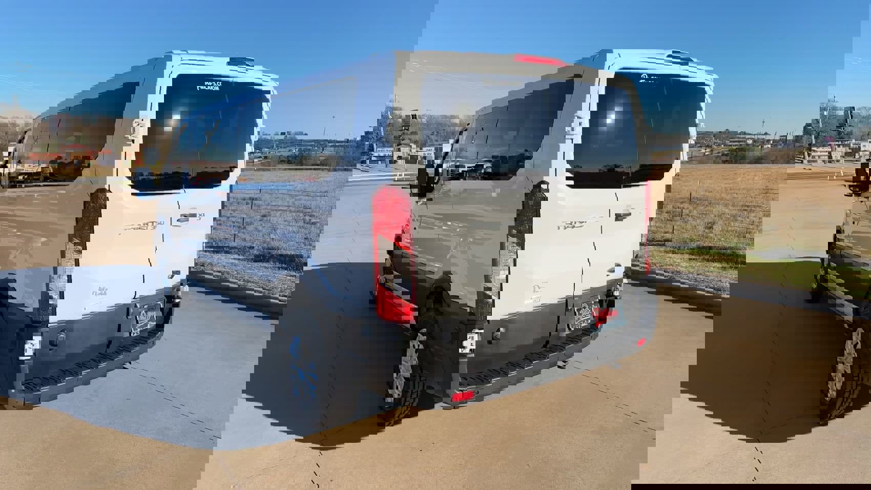 Used 2024 Ford Transit 350 XLT image 6