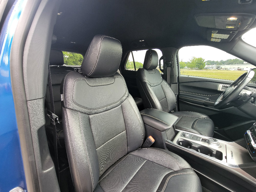 Used 2020 Ford Explorer ST w/ ST Street Pack AWD/4WD image 37