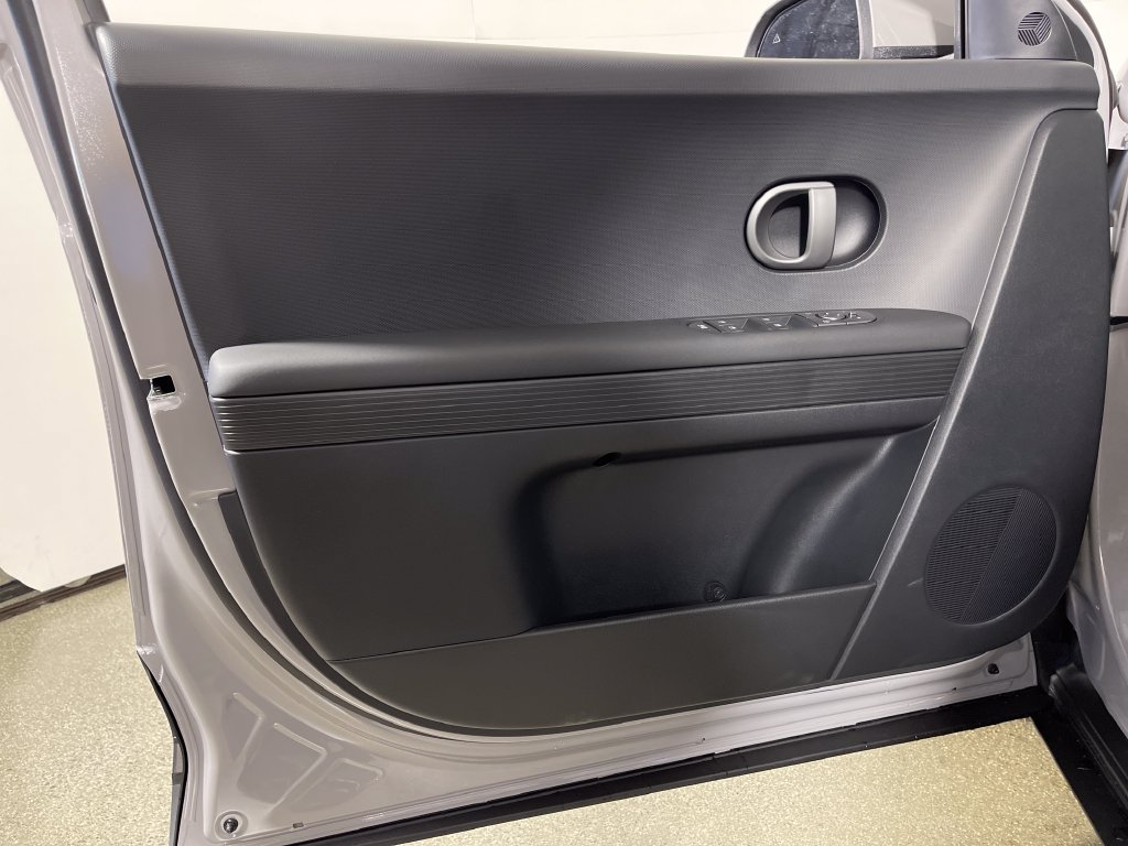 New 2027 Hyundai Ioniq 5 SEL RWD image 19