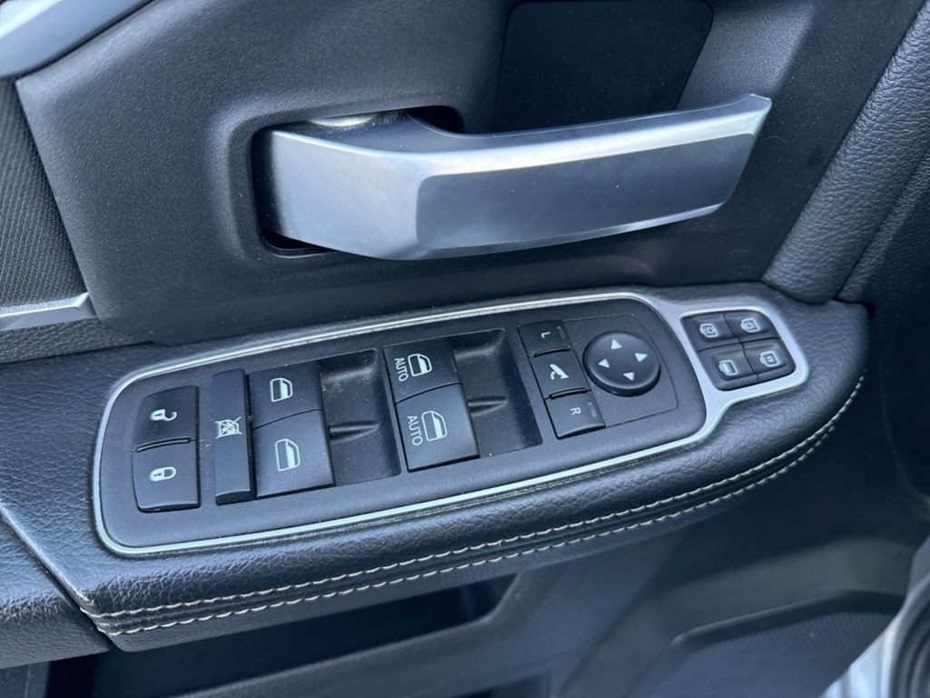 Used 2024 RAM 3500 Big Horn AWD/4WD image 25