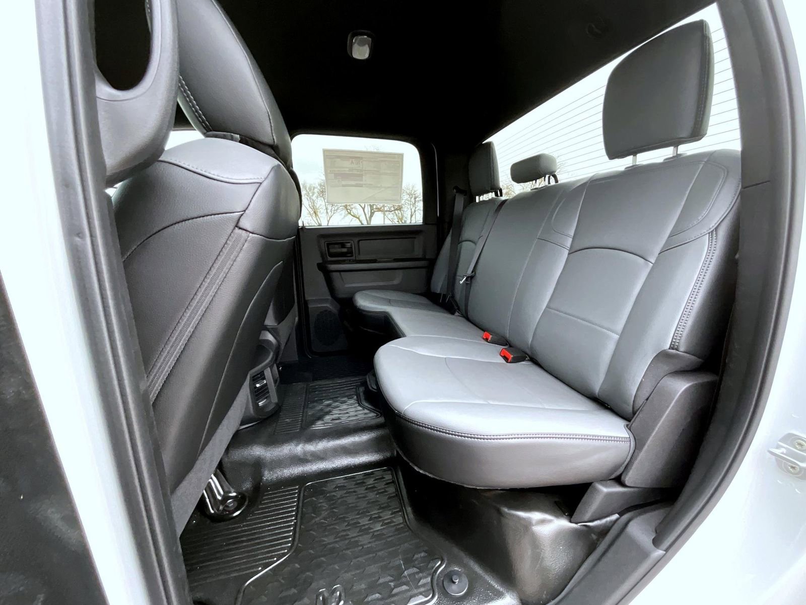 New 2026 RAM 5500 Tradesman w/ Chrome Appearance Group image 10