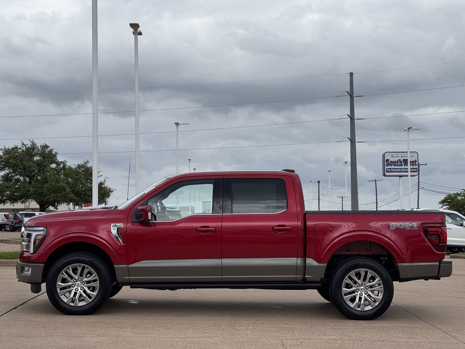 Used 2025 Ford F150 King Ranch w/ FX4 Off-Road Package image 7