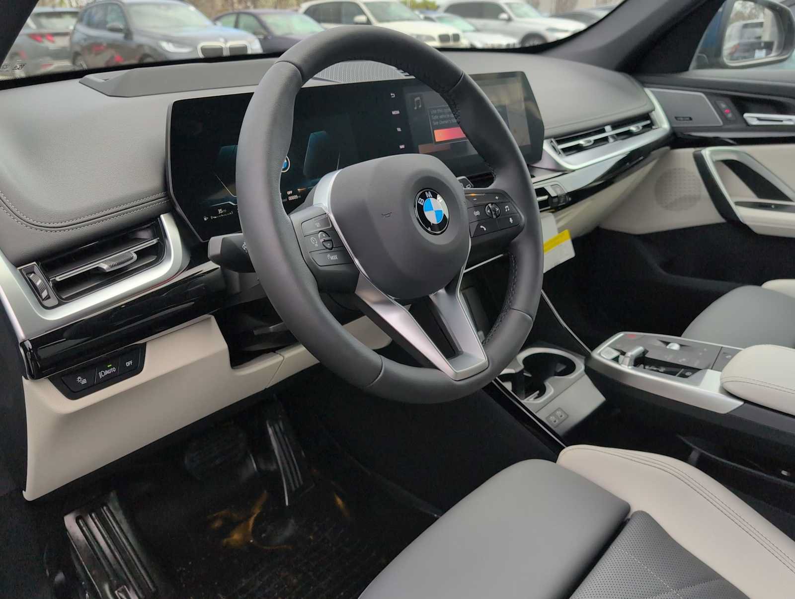 Used 2026 BMW X1 xDrive28i w/ Technology Package AWD/4WD image 10