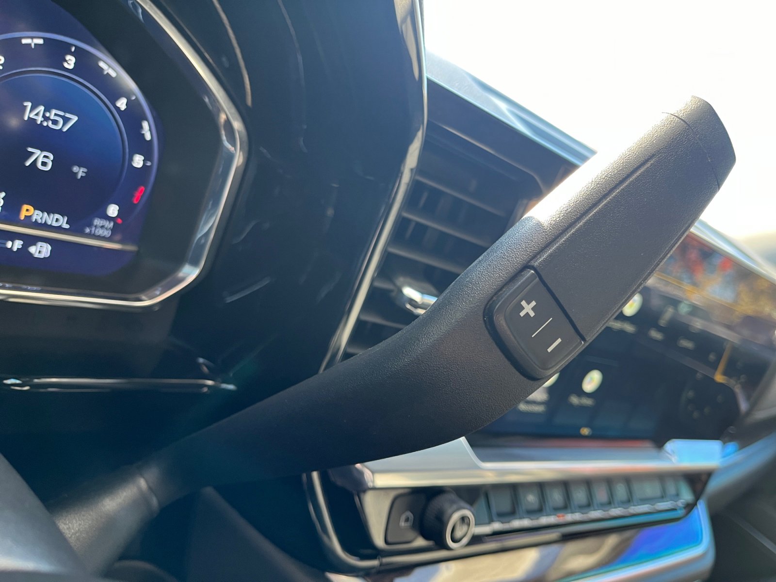 Used 2022 Chevrolet Silverado 1500 RST image 14