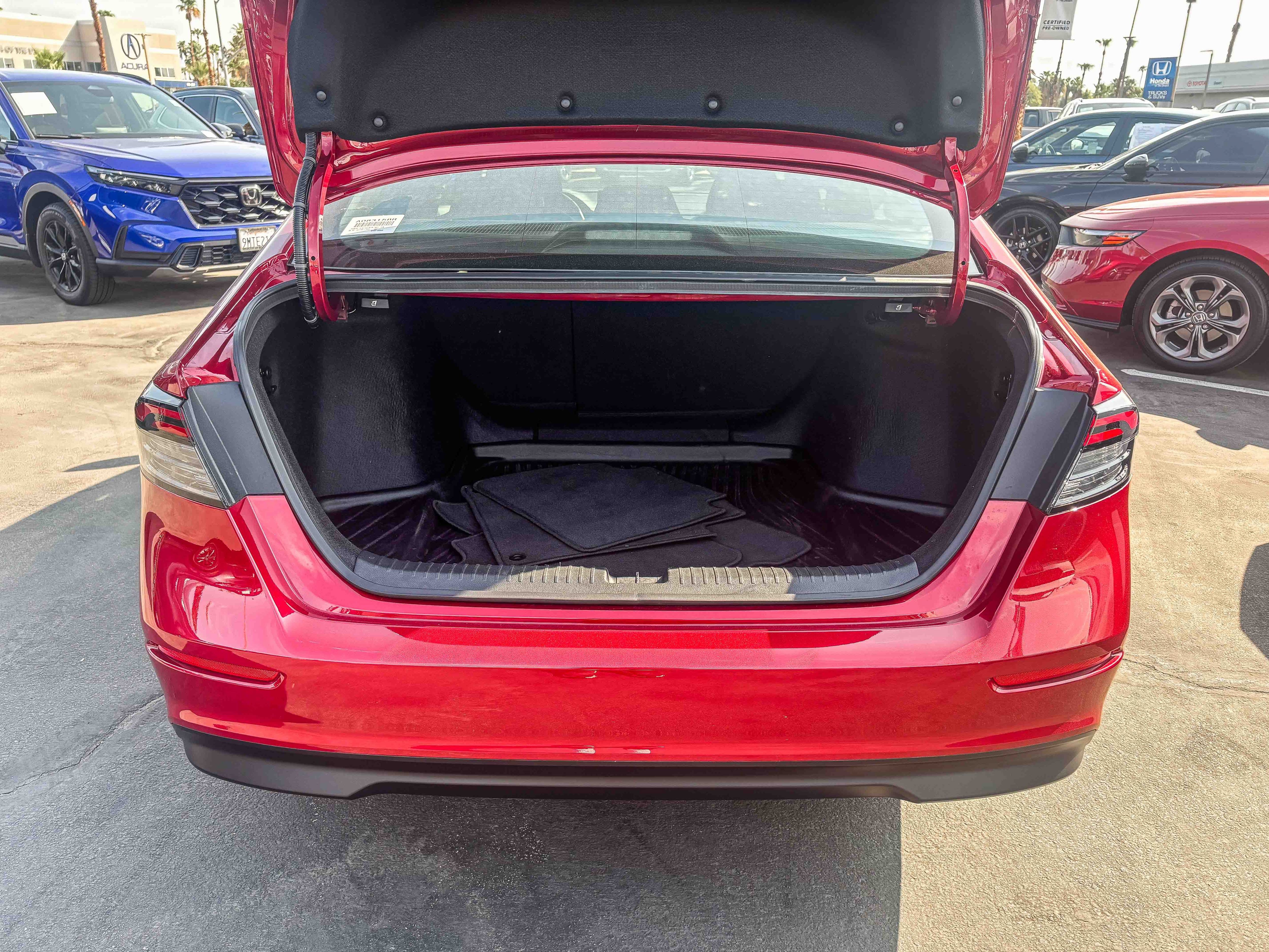 Used 2025 Honda Accord Sport image 13