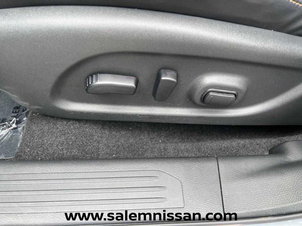 Used 2024 Nissan Murano Platinum w/ Cargo Package AWD/4WD image 16