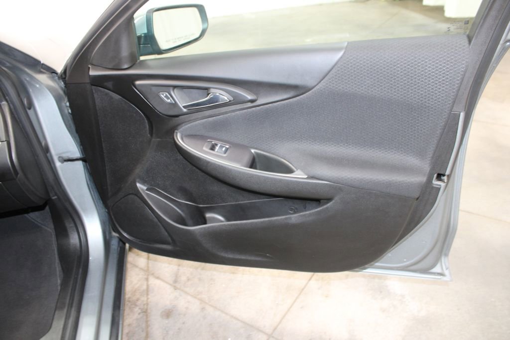 Used 2024 Chevrolet Malibu LT image 22