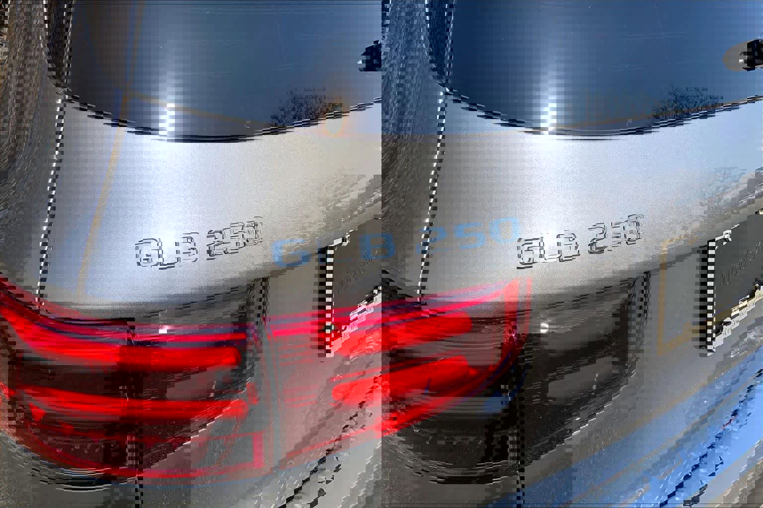 New 2026 Mercedes-Benz GLB 250 4MATIC image 19