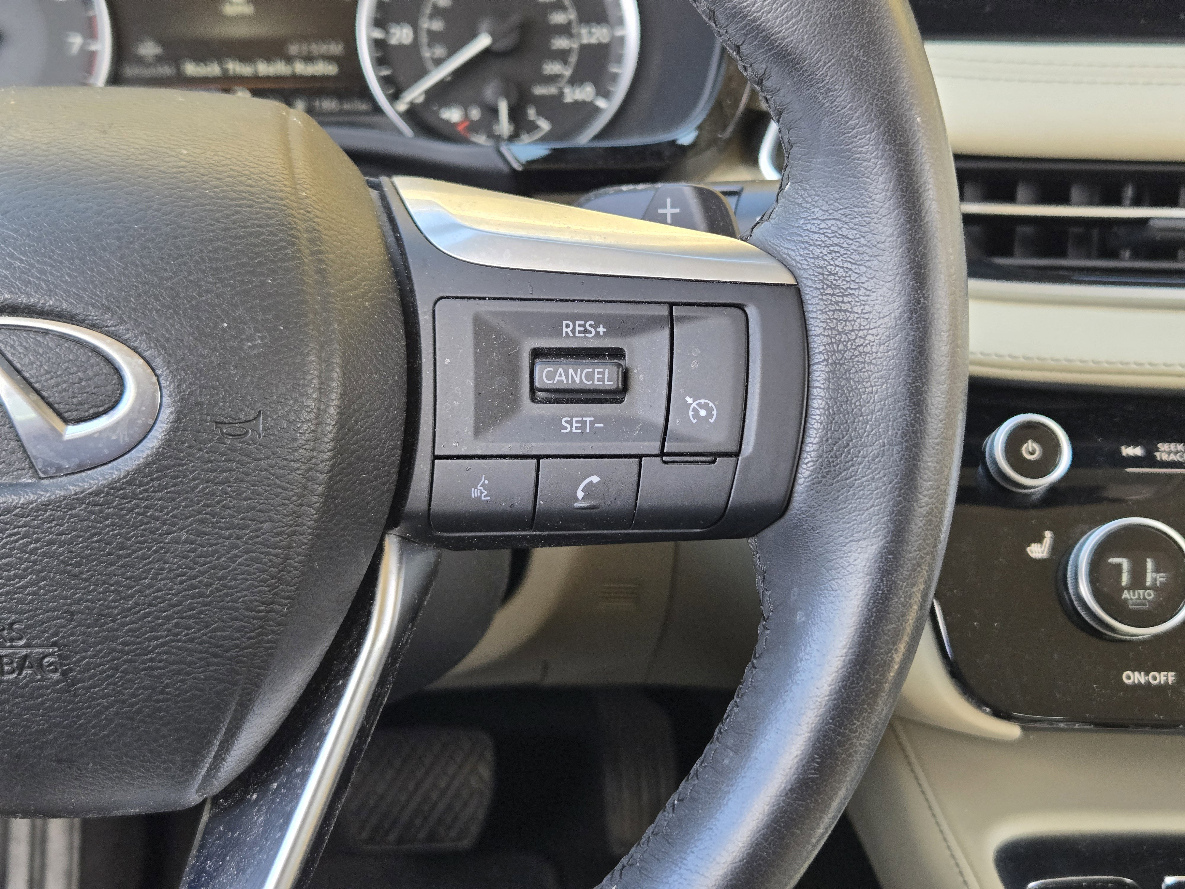 Used 2023 INFINITI QX60 Pure FWD image 37