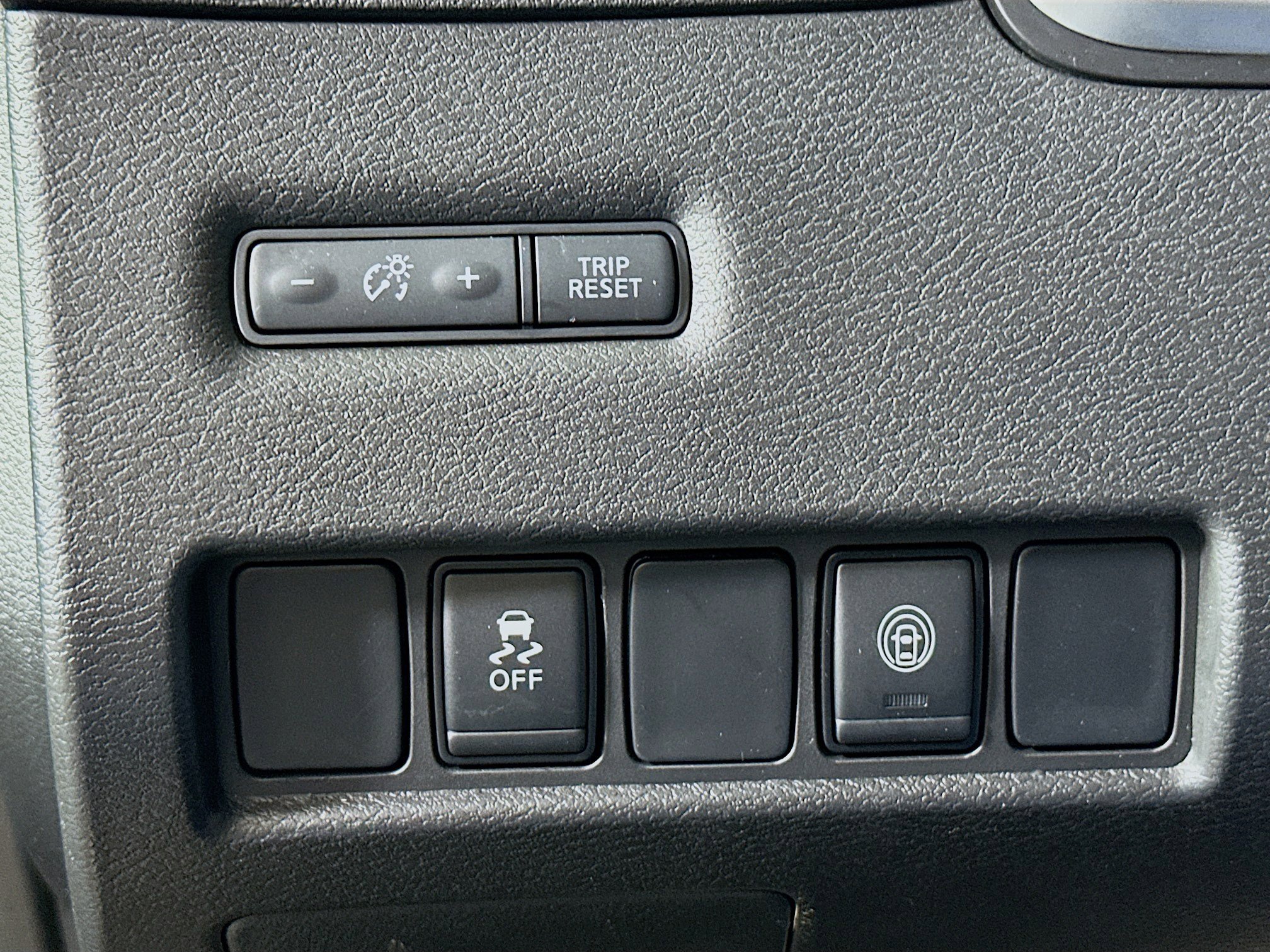 Used 2024 Nissan Murano SV w/ SV Midnight Edition Package image 17