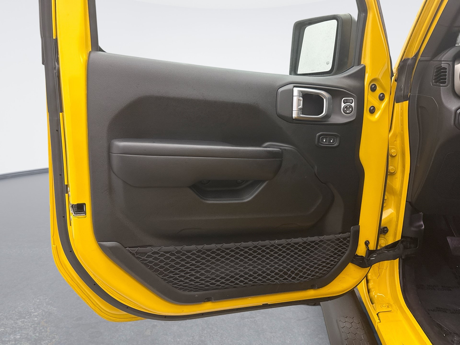 Used 2020 Jeep Wrangler Unlimited Sport S AWD/4WD image 9