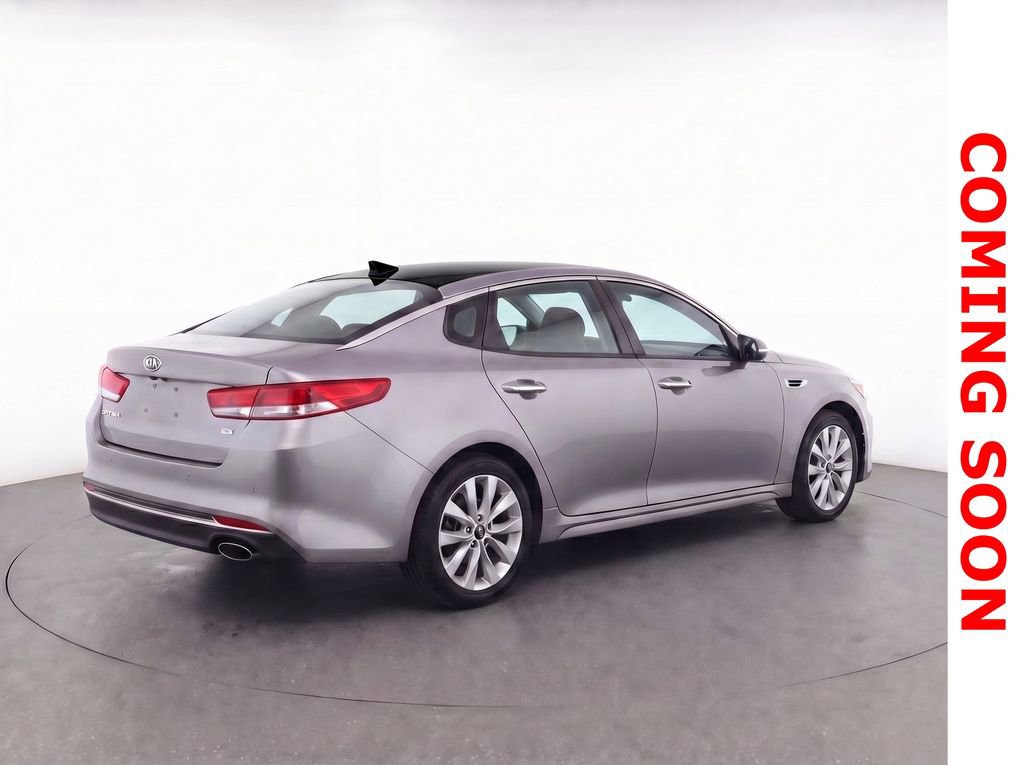 Used 2017 Kia Optima EX w/ Premium Package image 5