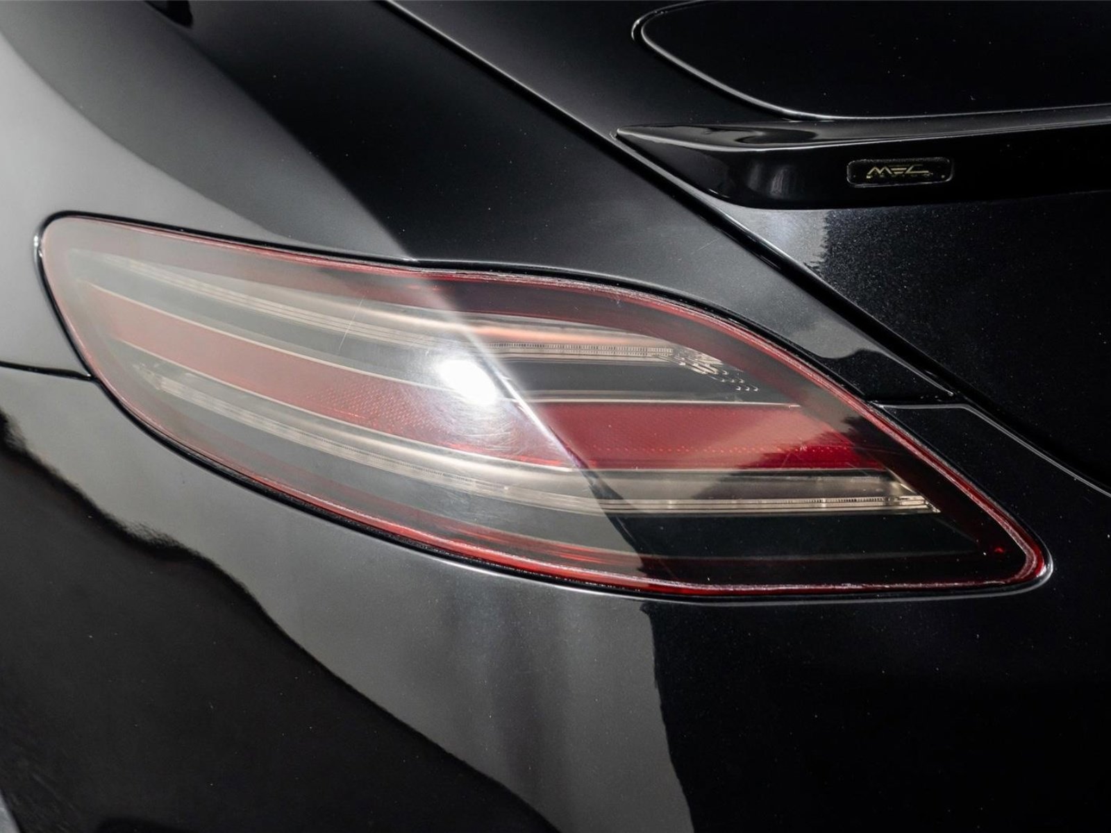 Used 2011 Mercedes-Benz SLS AMG Coupe image 12