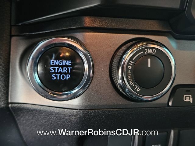 Used 2019 Toyota Tacoma TRD Off-Road image 23