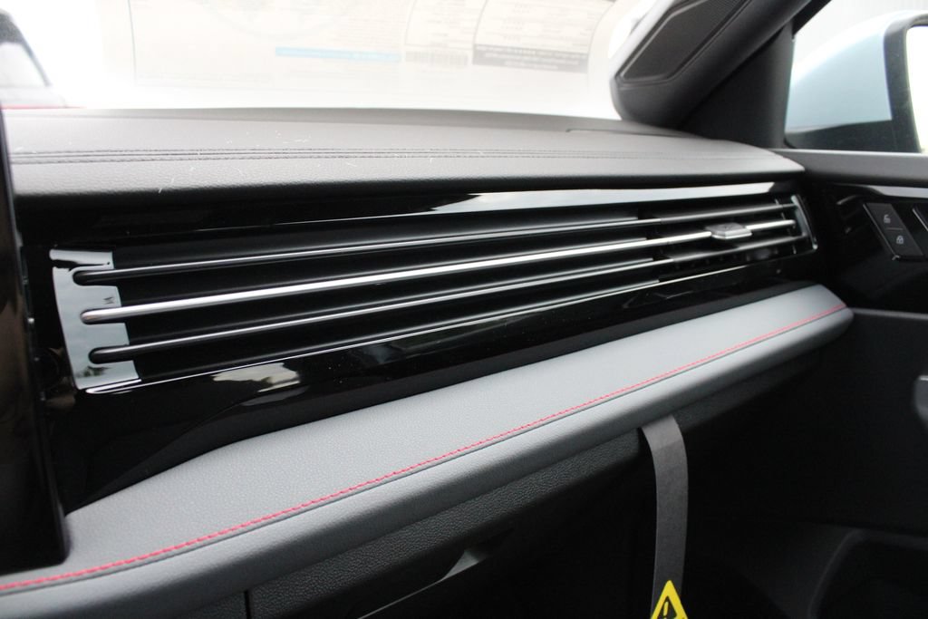 New 2027 Volkswagen Jetta GLI Autobahn FWD image 20