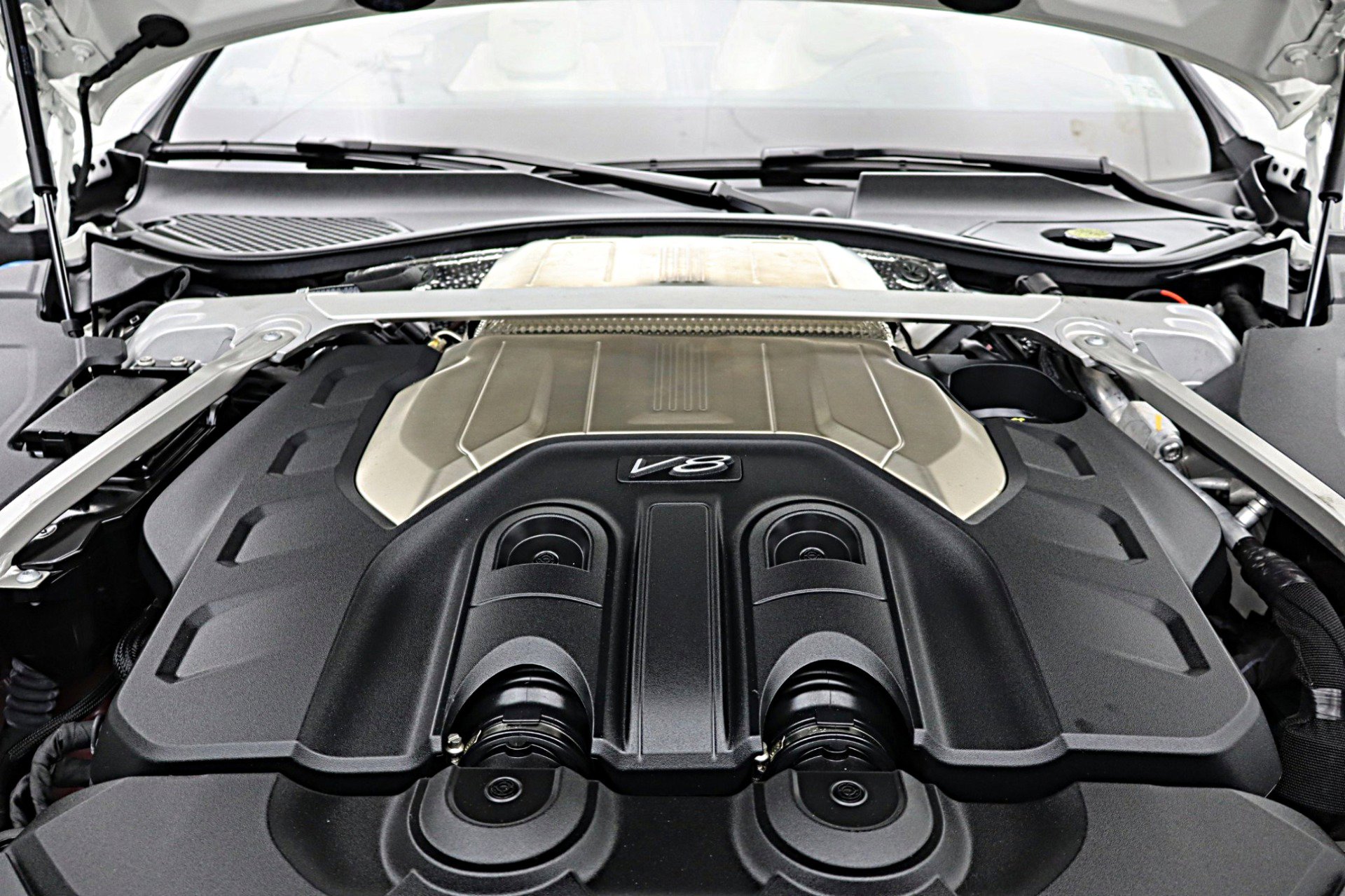 Certified 2021 Bentley Continental GT AWD/4WD image 33
